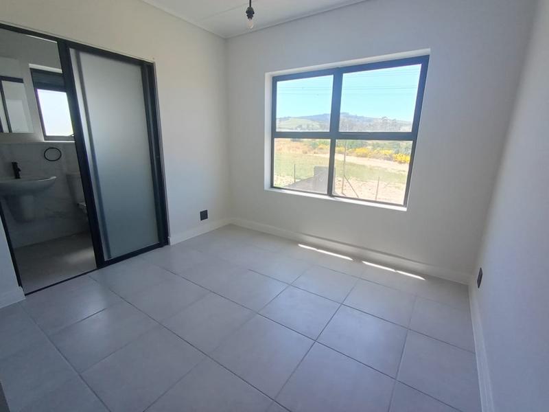 To Let 2 Bedroom Property for Rent in Zevenzicht Western Cape